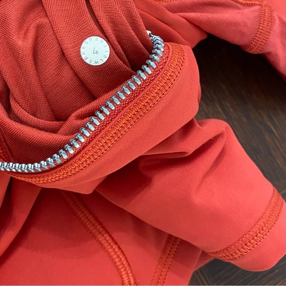 Lululemon Red Quarter-Zip Athletic Long Sleeve Top Zipper Pockets Thumb holes 4 - Picture 9 of 10